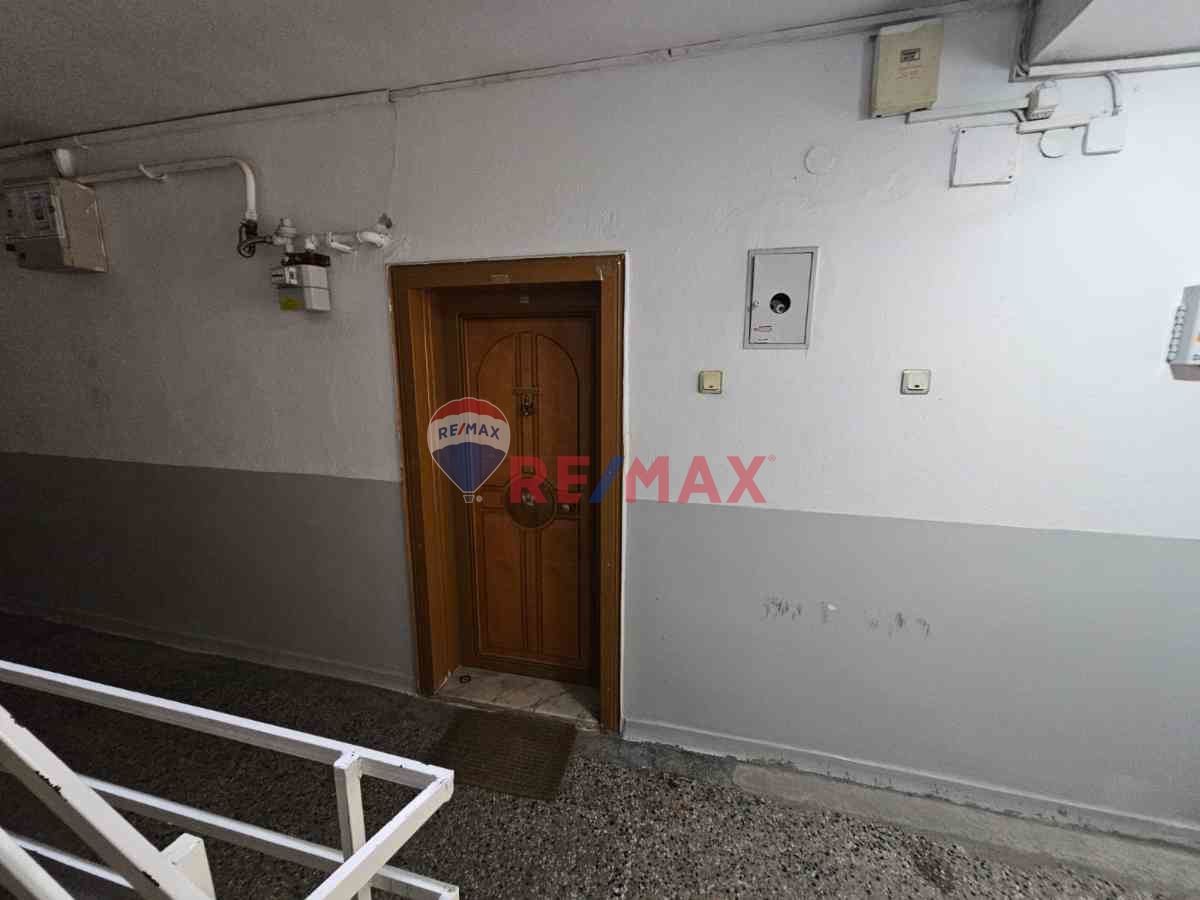 AŞAĞIEĞLENCE MESTAN SOKAKTA BULUNAN 2+1 DAIRE