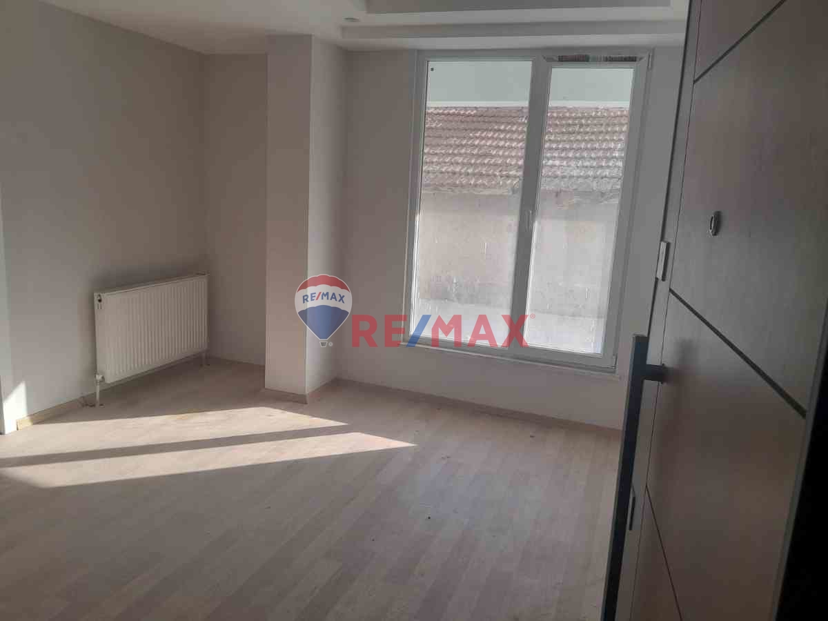 ERGENE MARMARACIK'TA SATILIK 1+1 DAİRE!