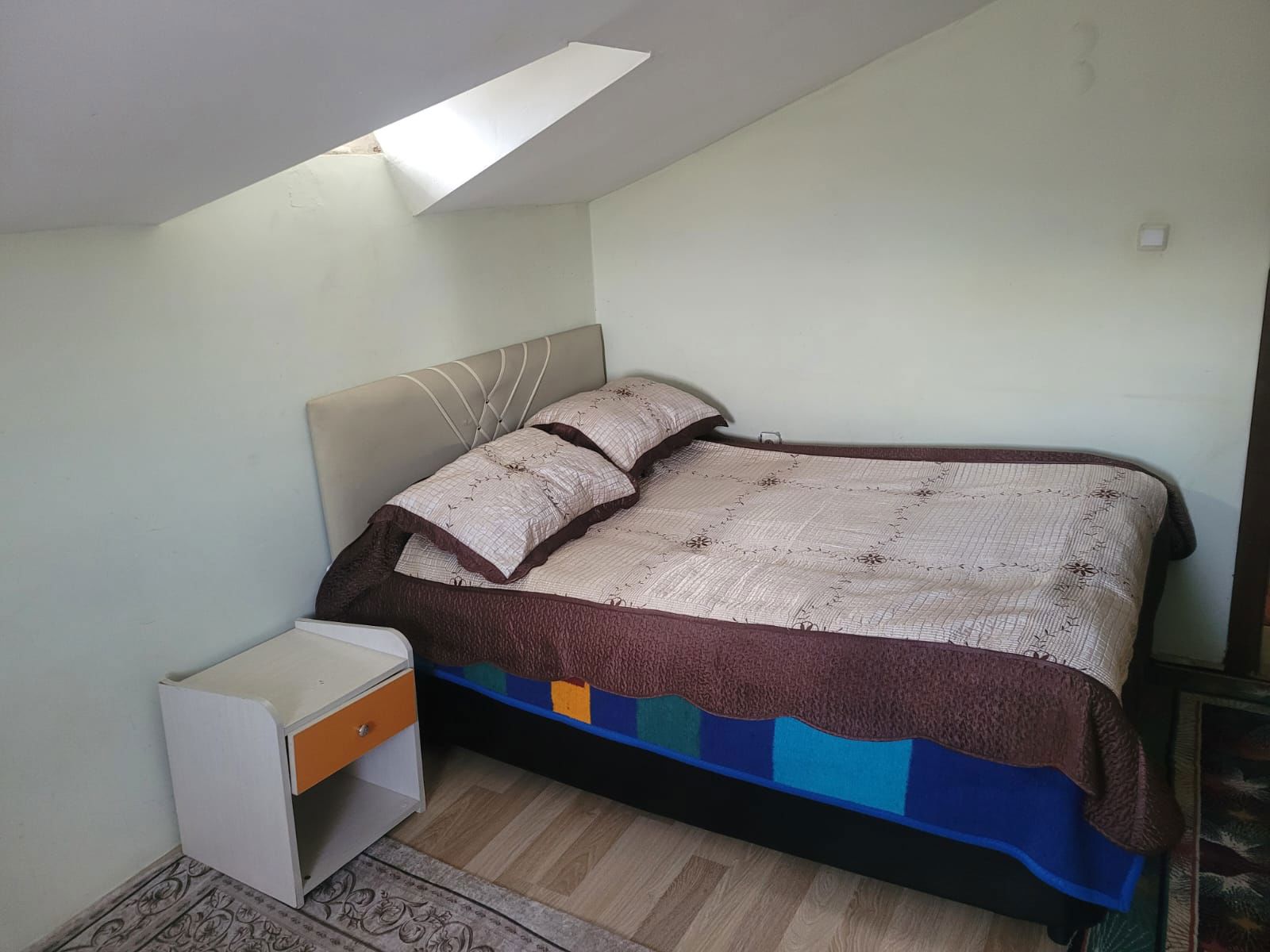 REMAX İLKE'DEN YONCALIK'TA 1+1 EŞYALI KİRALIK DAİRE