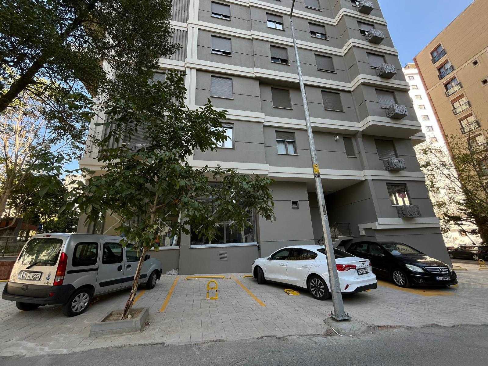 SIFIR BİNADA METRO VE MARMARAY'A 5 DK MESAFEDE KİRALIK DAİRE