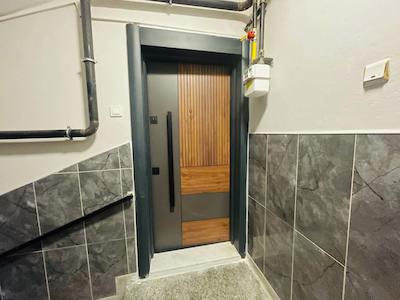 KARŞIYAKA MERKEZI KONUMDA DOĞALGAZLI 2+1 KIRALIK DAIRE 