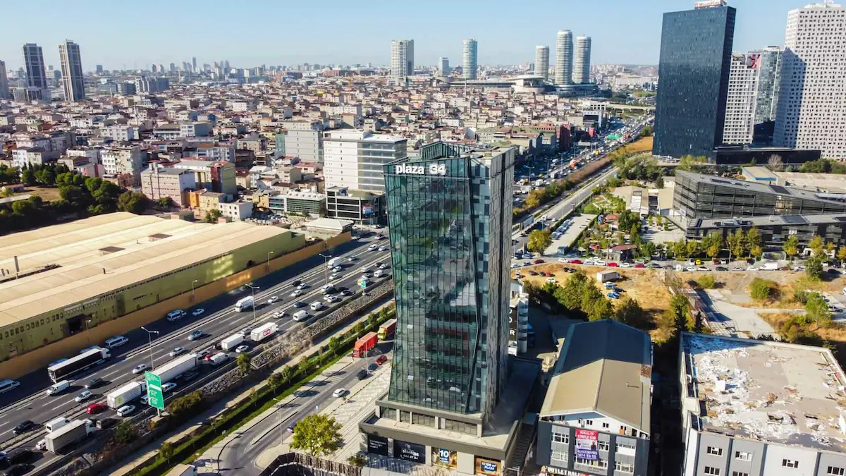 BASIN EKSPRES'IN SIMGE KULESI 17.100 M² KIRALIK PLAZA