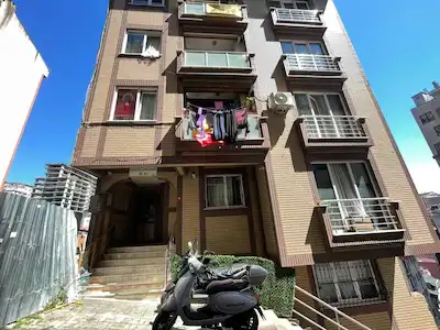 KAĞITHANE'DE KİRALIK 2+1 ASANSÖRLÜ ŞEHİR MANZARALI DAİRE
