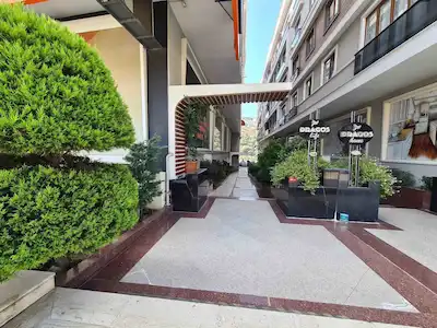 BAĞDAT CD ÜZERINDE 250M2-5+2 TERASLI ,BALKONLU KİRALIK DUBLEKS DAİRE 