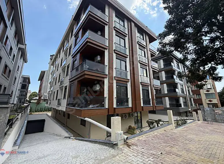 BAHÇELIEVLER MERKEZDE YENI SATILIK 2+1 DAIRE