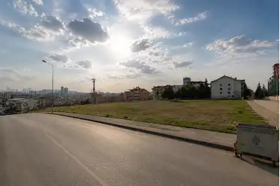 ÇANKAYA KIRKKONAKLAR'DA KÖŞE PARSEL İMARLI KUPON ARSA HİSSESİ
