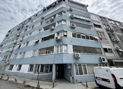 19 KARŞIYAKA TERSANE'DE KIRALIK 2+1 DAIRE