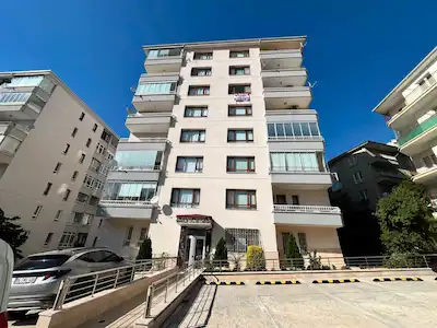 HARBİYE SEĞMEN SİTESİ'NDE *BOŞ* OTURUMA HAZIR 3+1 SATILIK DAİRE