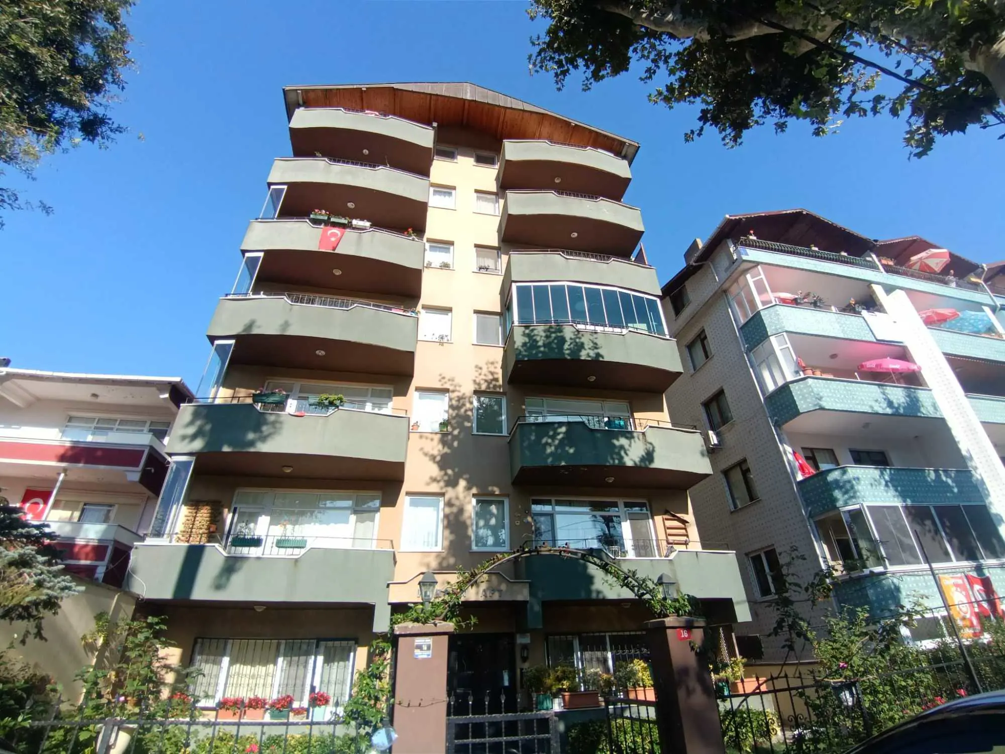 Property image 8