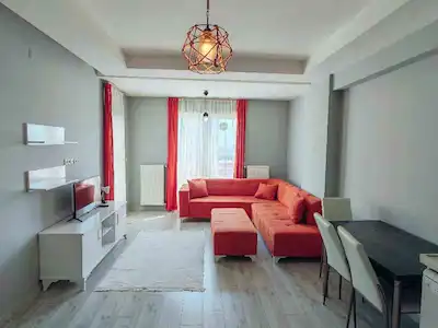 YENİMAHALLE'DE EŞYALI 1+1 | FERAH | GENİŞ BALKON | MERKEZİ KONUM KİRALIK DAİRE