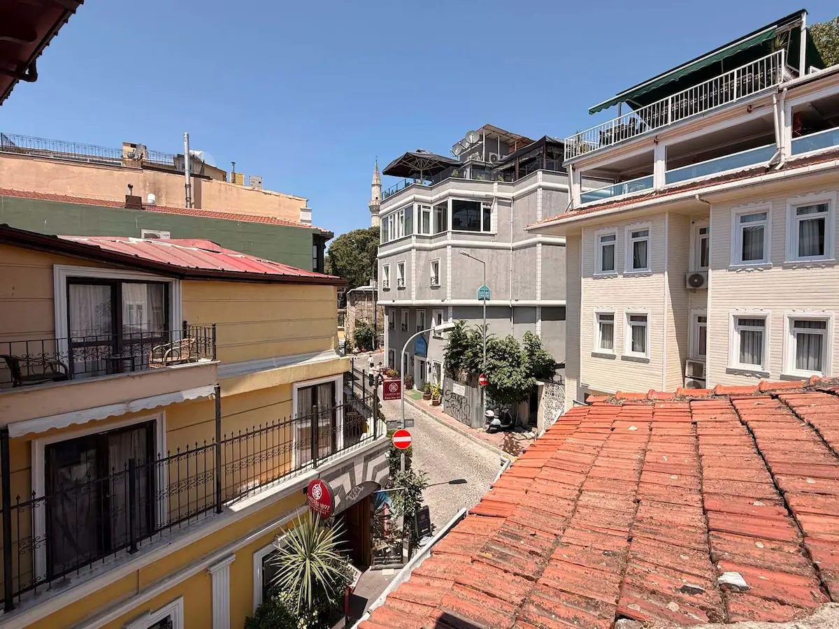 SULTANAHMET'TE TURİZM YATIRIMCISINA BUTİK OTEL PROJESİNE UYGUN