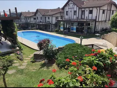 TUZLA SAHİLDE KİRALIK 4+2 TRİPLEKS HAVUZLU VİLLA