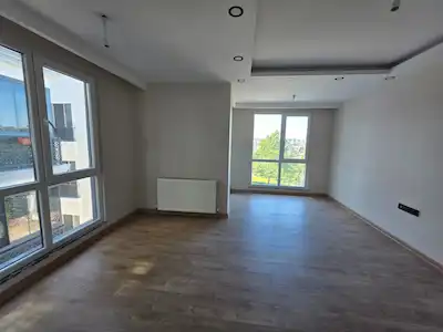 REMAX AHMET ŞIMŞEK ÇEKMEKÖY MERKEZ SATILIK BOŞ 3+1 DAIRE