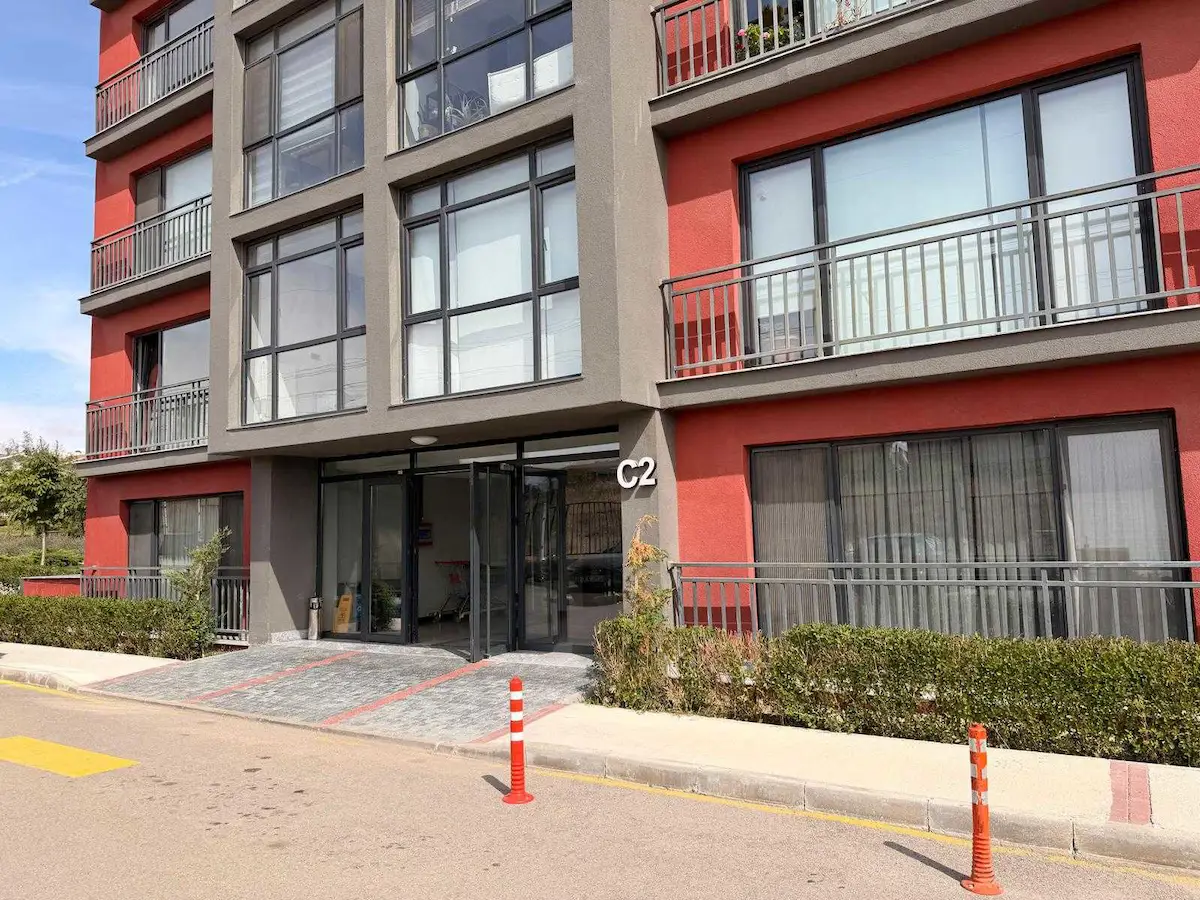 FERCE TULUMTAŞ PROJESI - EBEVEYN BANYOLU - ÖNÜ AÇIK