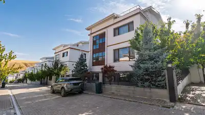ALACAATLI DREAM PARK SITESI SATILIK FULL YAPILI VILLA