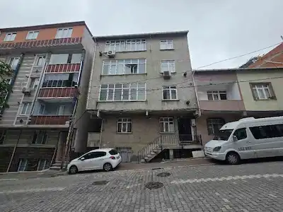 REMAX HEDEF'TEN ESENYURT’TA 2+1 | 90 M² NET |2. KAT | BALKONLU | DOĞALGAZ KOMBİLİ KİRALIK DAİRE