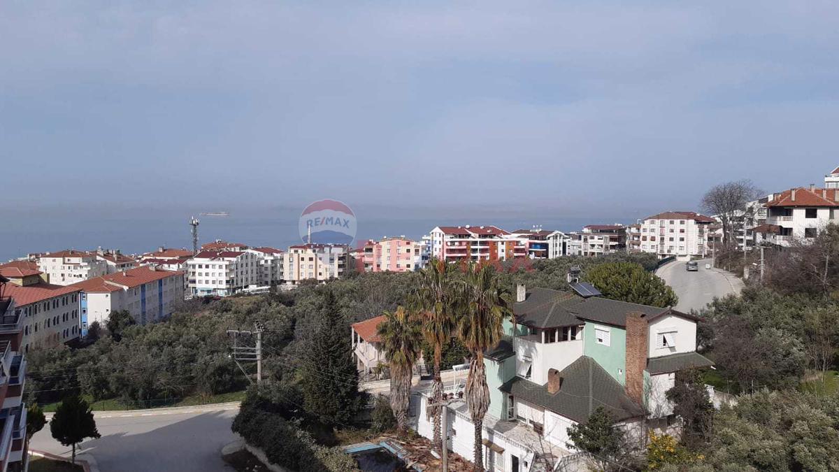 REMAX YALOVA'DAN ÇINARCIKTA SATILIK DENİZ MANZARALI DUBLEX DAİRE