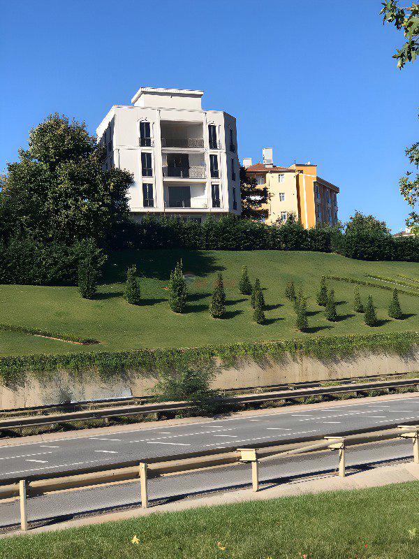 ŞİLE OTOYOLUNA CEPHE MÜKEMMEL KONUMDA İSKANLI SATILIK BOŞ DURUMDA PLAZA