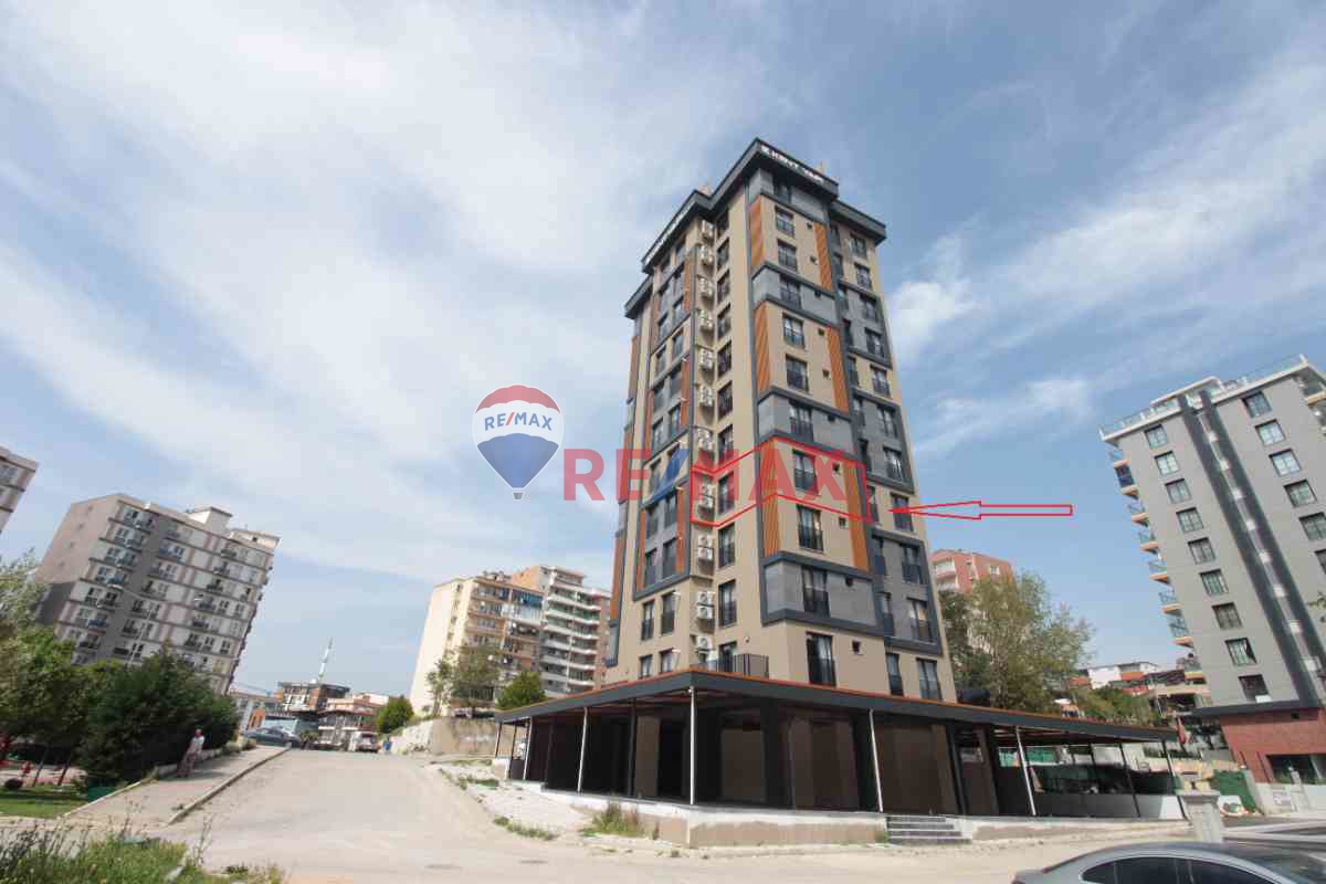 BUCA TINAZTEPE KENT LOCA'DA EŞYALI KİRALIK DAİRE 