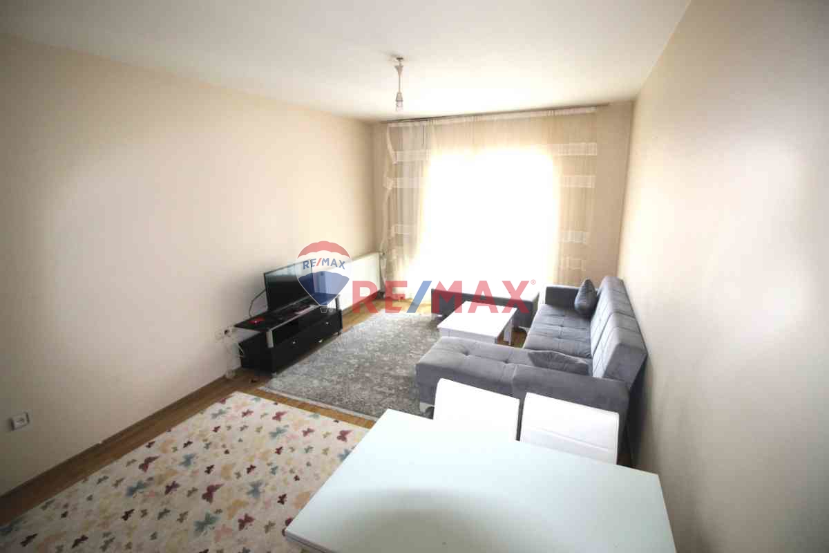 REMAX MAHAL'DEN ESENYURT NTOWERS SİTESİ EŞYALI 1+1 KİRALIK DAİRE