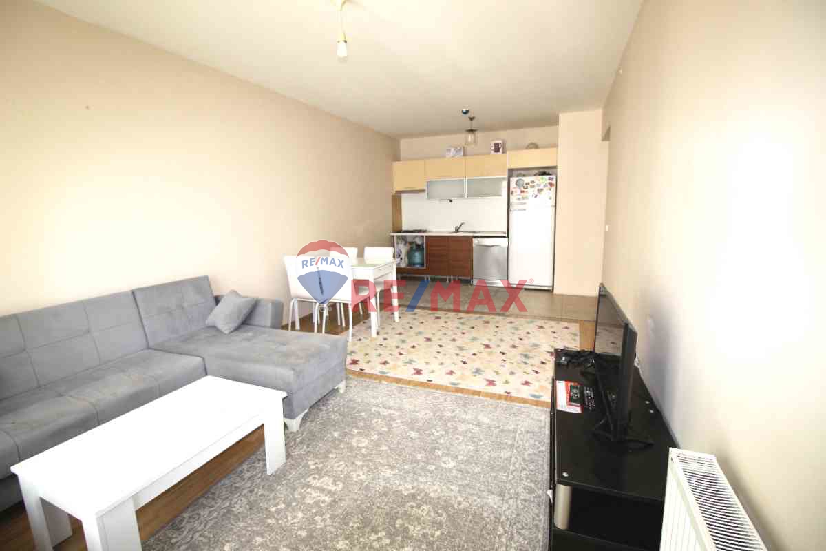 REMAX MAHAL'DEN ESENYURT NTOWERS SİTESİ EŞYALI 1+1 KİRALIK DAİRE