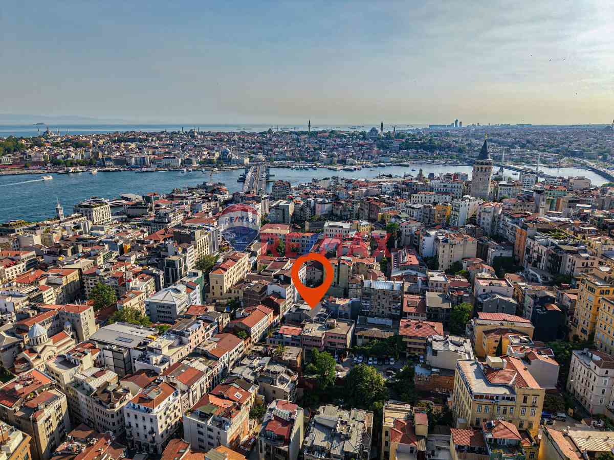 GALATADA 2+1 TERASLI YENI DUBLEKS | YATIRIM + OTURUM FIRSATI 