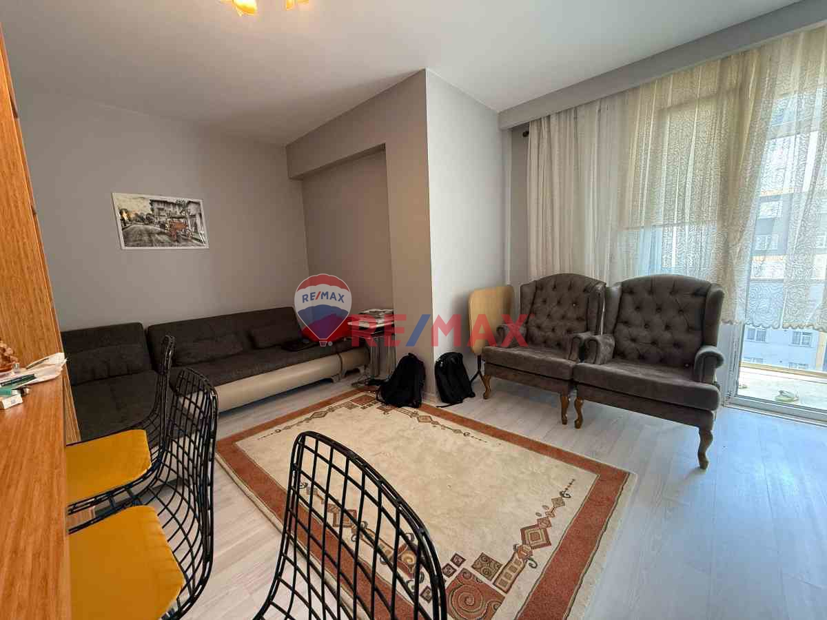 ÇAMLIK ONURLİFE 180 SİTESİN'DE BALKONLU 2+1 SATILIK DAİRE