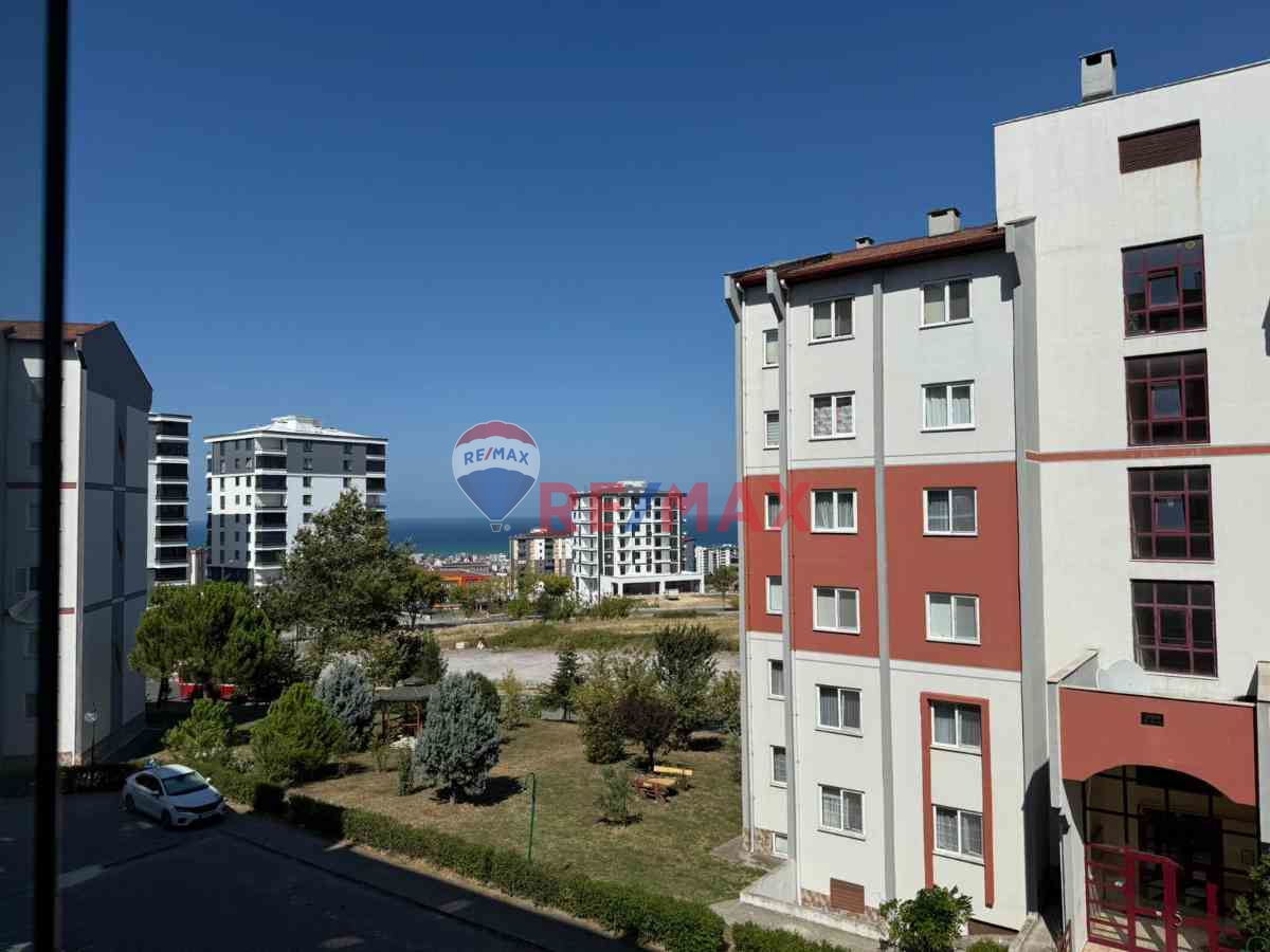 KAMALI TOKİ'DE DENİZ MANZARALI, ÇOK KULLANIŞLI, BAKIMLI 3+1 !