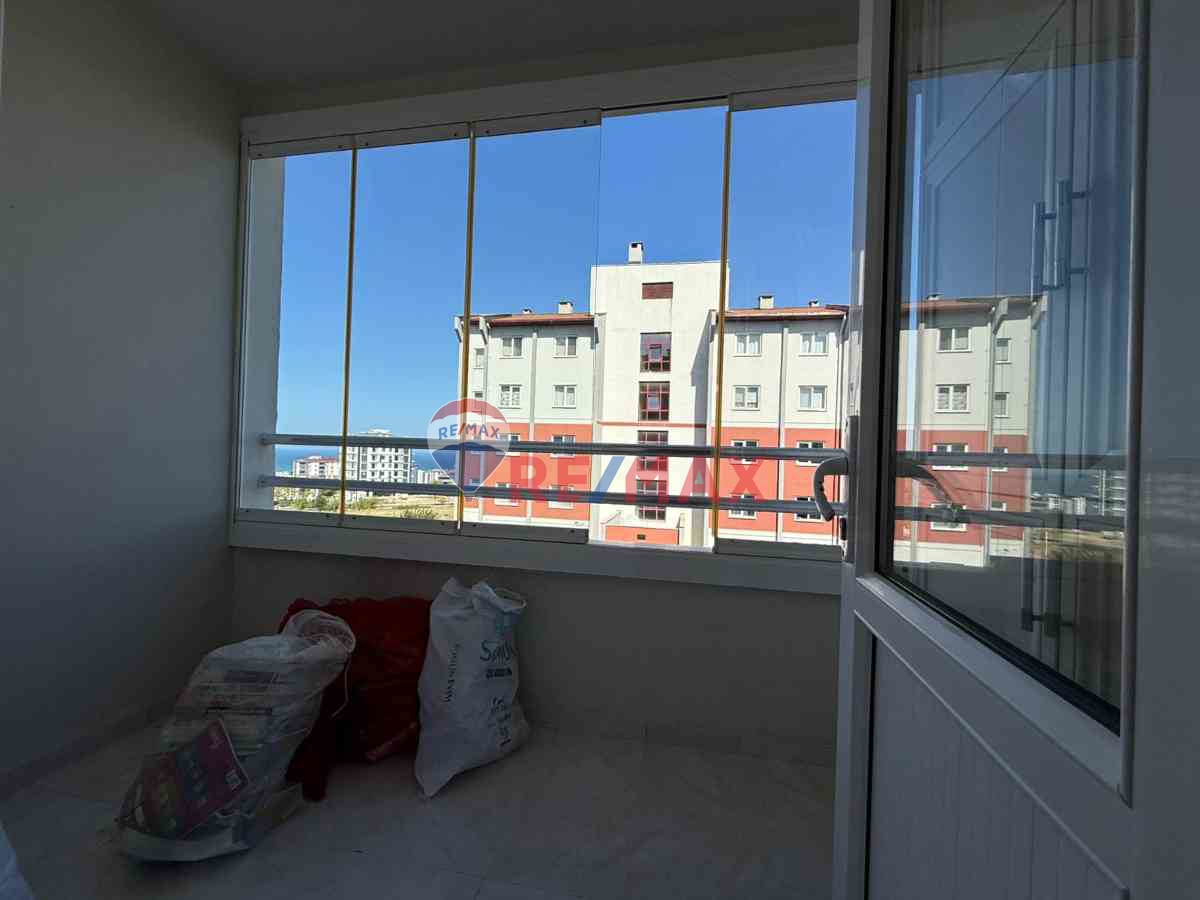 KAMALI TOKİ'DE DENİZ MANZARALI, ÇOK KULLANIŞLI, BAKIMLI 3+1 !