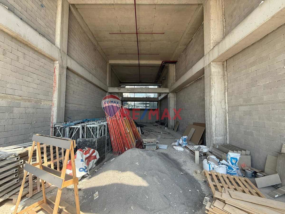 ANADOLU BULVARI MİRAÇ KULE'DE SON KALAN KİRALIK DÜKKAN