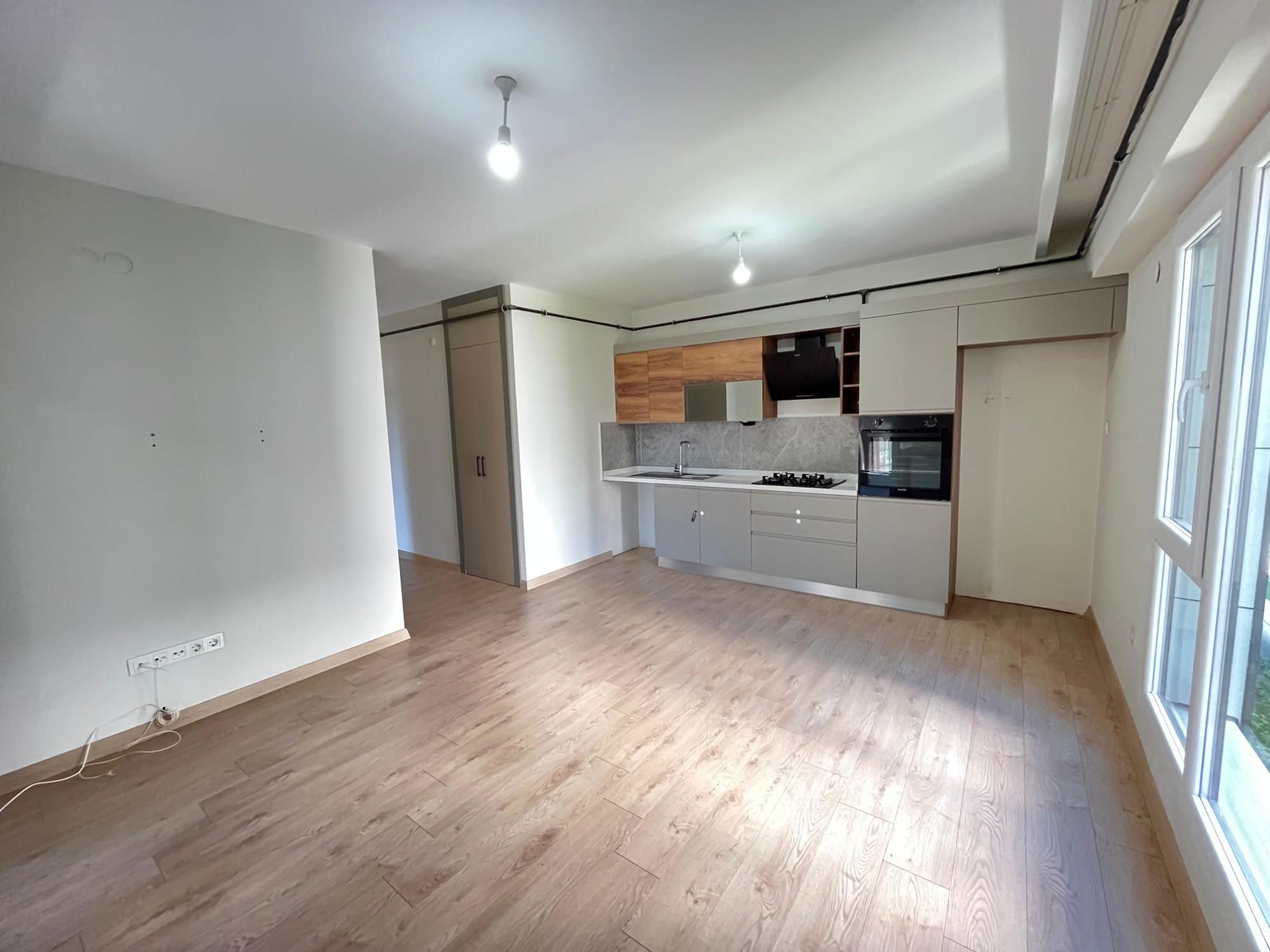 G.M.K.P MAH. ESKA PREMİUMDA ARA KAT KİRALIK 2+1