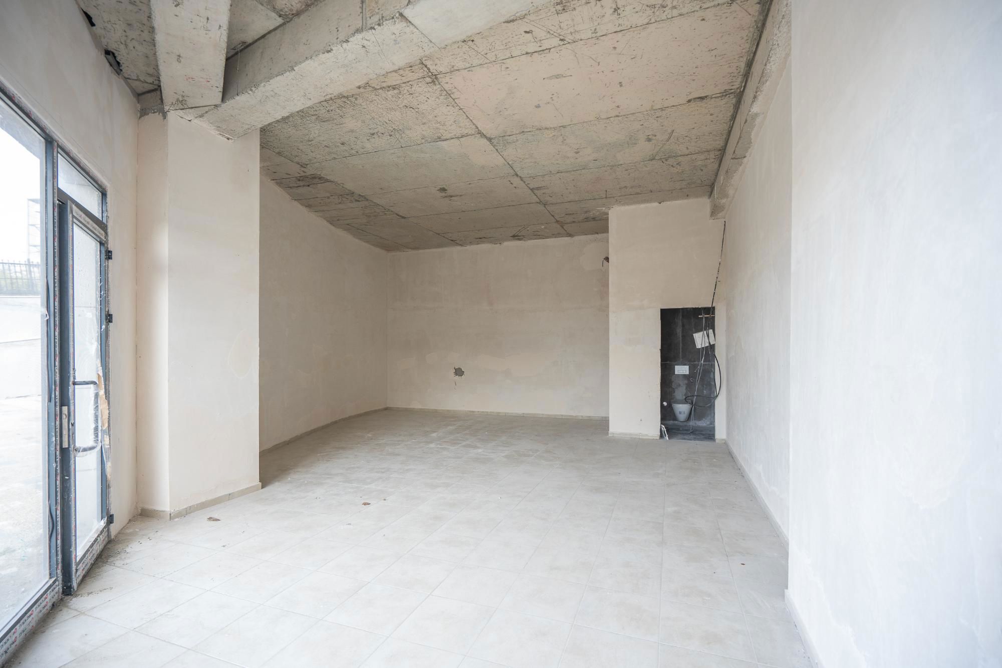 REMAX GELİŞİMDEN ALYA DREAM SİTESİNDE EN GÜZEL CEPHELİ KİRALIK DÜKKAN