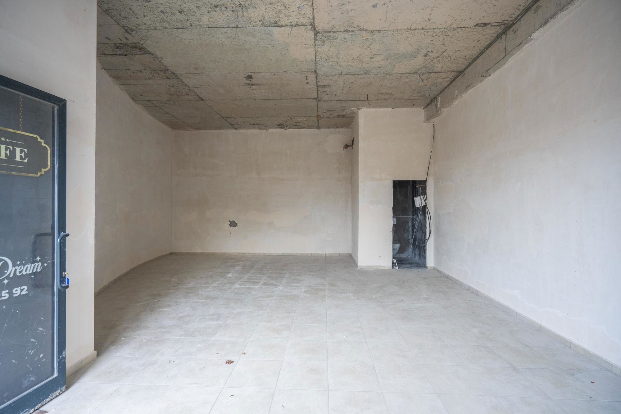 REMAX GELİŞİMDEN ALYA DREAM SİTESİNDE EN GÜZEL CEPHELİ KİRALIK DÜKKAN