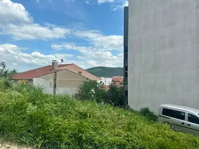 REMAX MİD ÇANAKKALE ÇAN İSTİKLAL MAH. MERKEZDE 215 M2 İMARLI ARSA