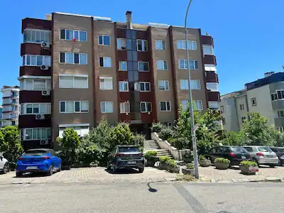 ATAŞEHİR ADIGÜZEL SİTESİNDE KİRALIK BOŞ DUBLEKS DAİRE