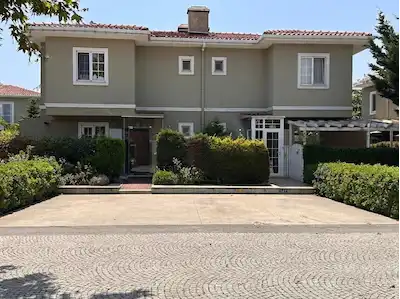 ELYSIUMLIFE SAMANDIRA'DA ÖZEL BAHÇELI,OTOPARKLI 3+1 DUBLEX VILLA