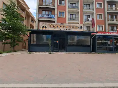 KARTAL DA ADLİYE KARŞISINDA TABELA DEĞERLİ SATILIK 100 M2 BOŞ DÜKKAN