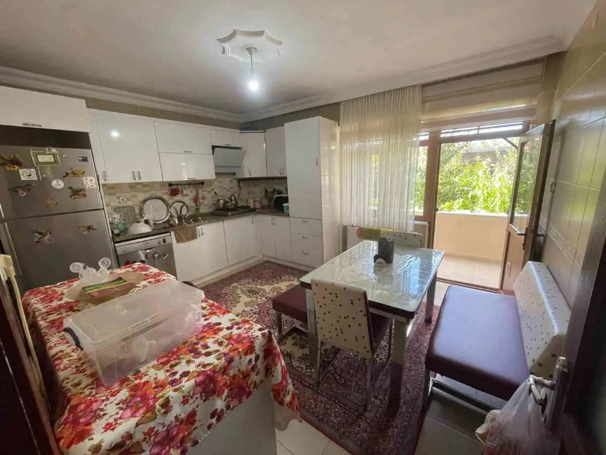 KÖSEKÖY MERKEZDE 6+1 VE 3+1 İKİ DAİRE 469 M2 ARSA İÇERİSİNDE MÜSTAKİL YAŞAM