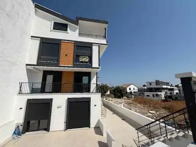 DİDİM’DE VİLLA TADINDA SIFIR 3+1 BAHÇE DUBLEKS..
