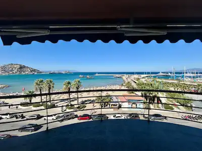 KUŞADASI MARINA DA LEBI DERYA KİRALIK YALI DAIRESI