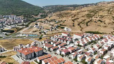 REMAX MID 'DEN KUVAI MLLIYEDE BAHÇELI MÜSTAKIL VILLA