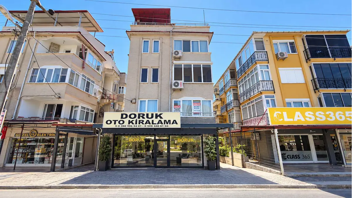 ALTINOLUK İSKELE MAHALLESİ’NDE SATILIK 2+1 DAİRE