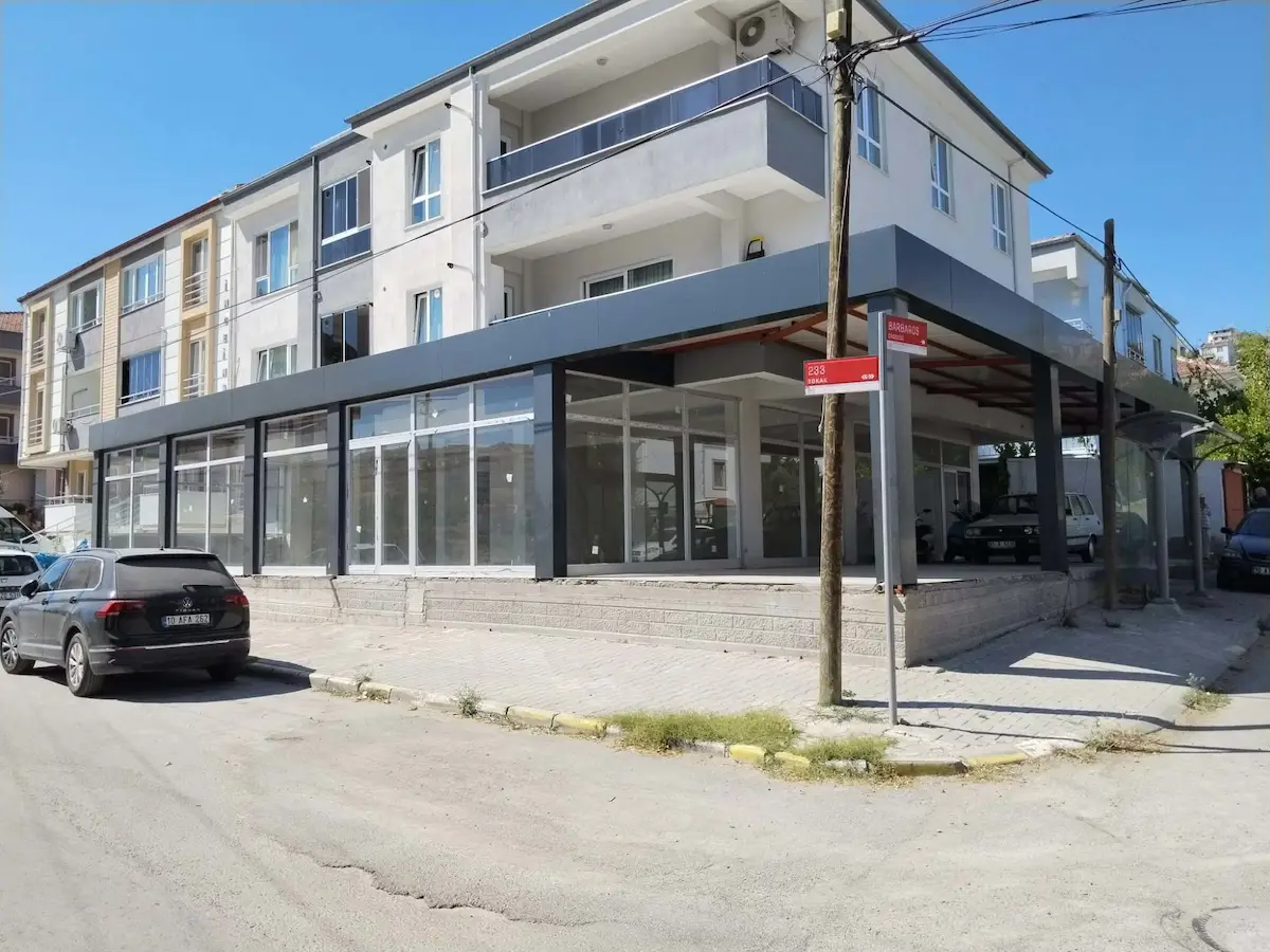 RE/MAX İNCİ'DEN ALTIEYLÜL GAZİOSMANPAŞA’DA SIFIR KİRALIK DÜKKAN/MAĞAZA