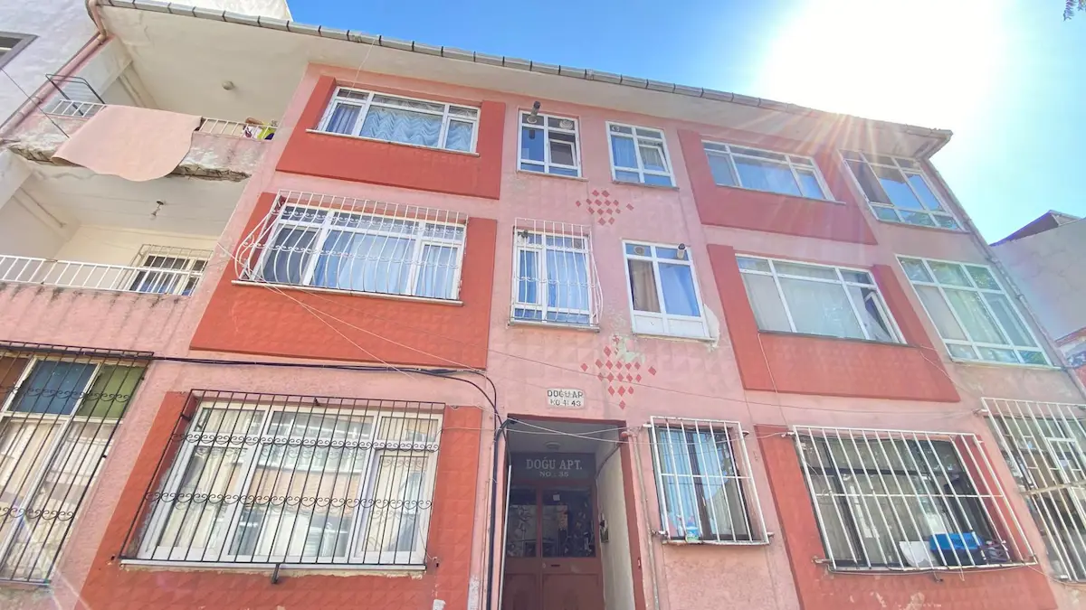 ÜSKÜDAR MIMAR SINAN'DA 70M2 NET SATILIK 2+1 DAIRE...
