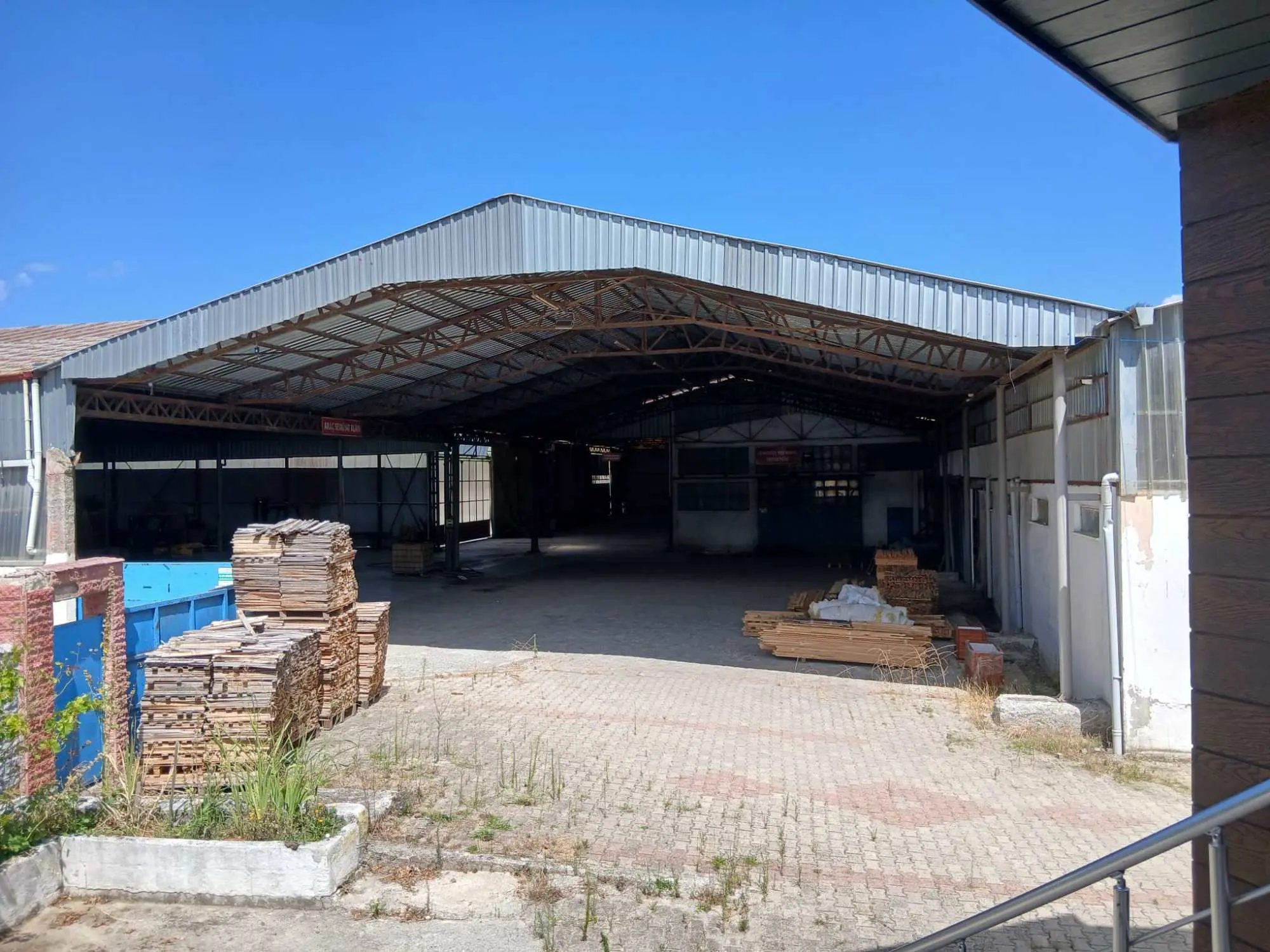 Property image 8