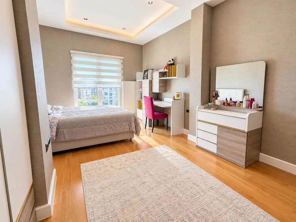 Property image 44
