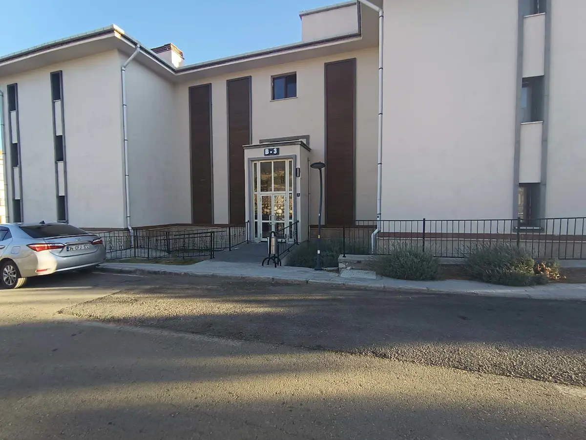 RE/MAX DEĞİŞİM’DEN SAFRAN TOKİ’DE ŞEHİR MANZARALI 2+1 KİRALIK DAİRE