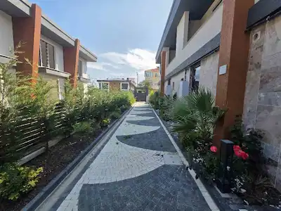 ÇORLU’DA SIFIR 2+1 VİLLA | YERDEN ISITMA, 3 BANYO/3 WC, DOĞU-GÜNEY CEPHE