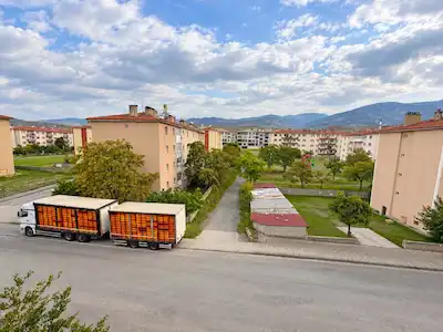 REMAX DEM'DE YUNUS EMRE MAH. YAPILI MASRAFSIZ SATILIK 2+1 DAİRE