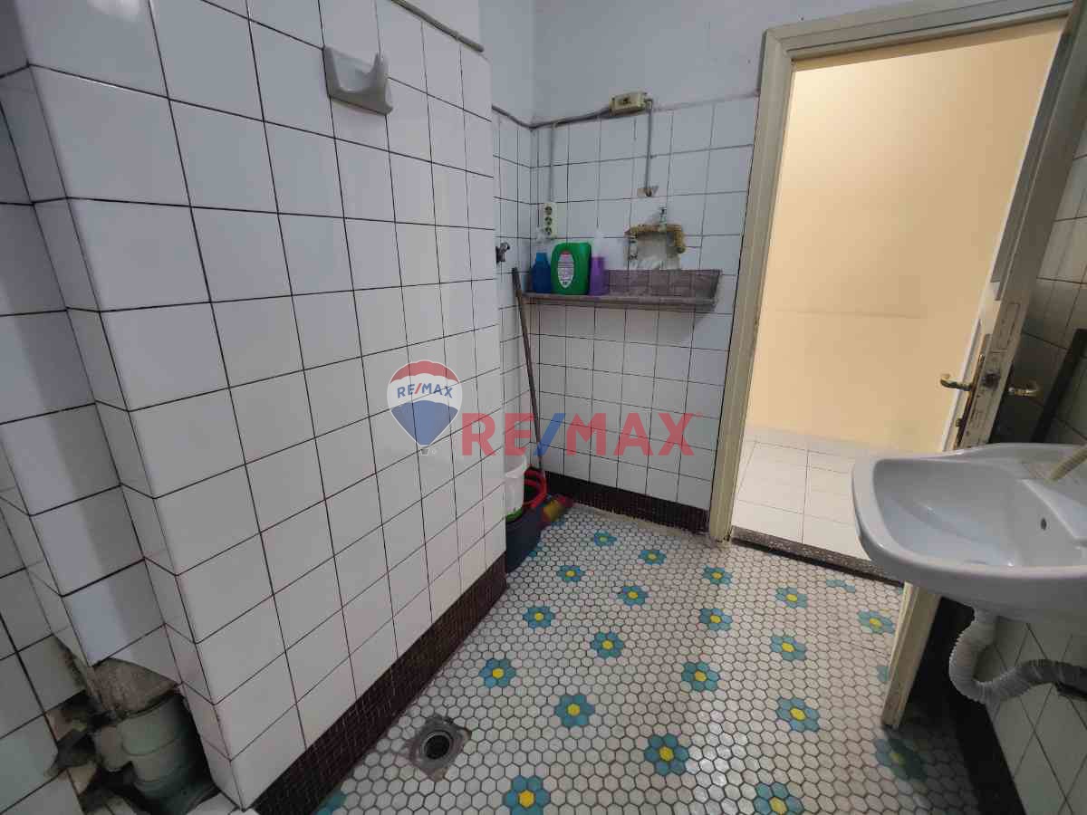 MERKEZDE, VALİLİK YANINDA, YÜKSEK KİRA GETİRİLİ FIRSAT DAİRE